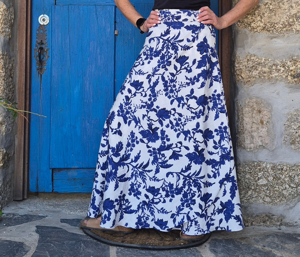 Navy Blue & White Floral