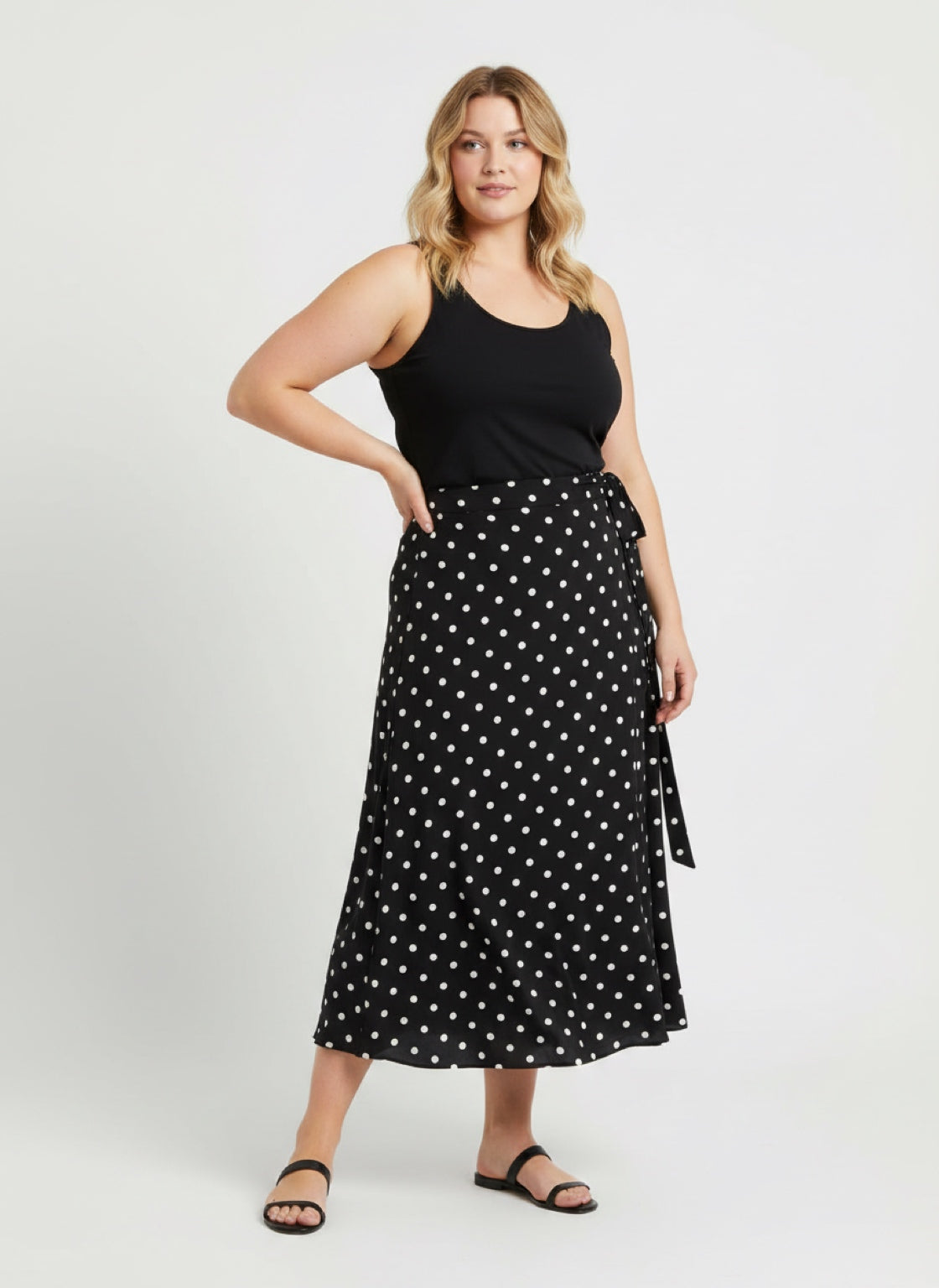 Black & White Polka Dot