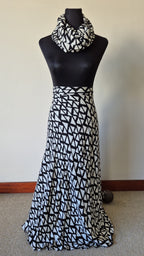 Black & White Geometric Snood