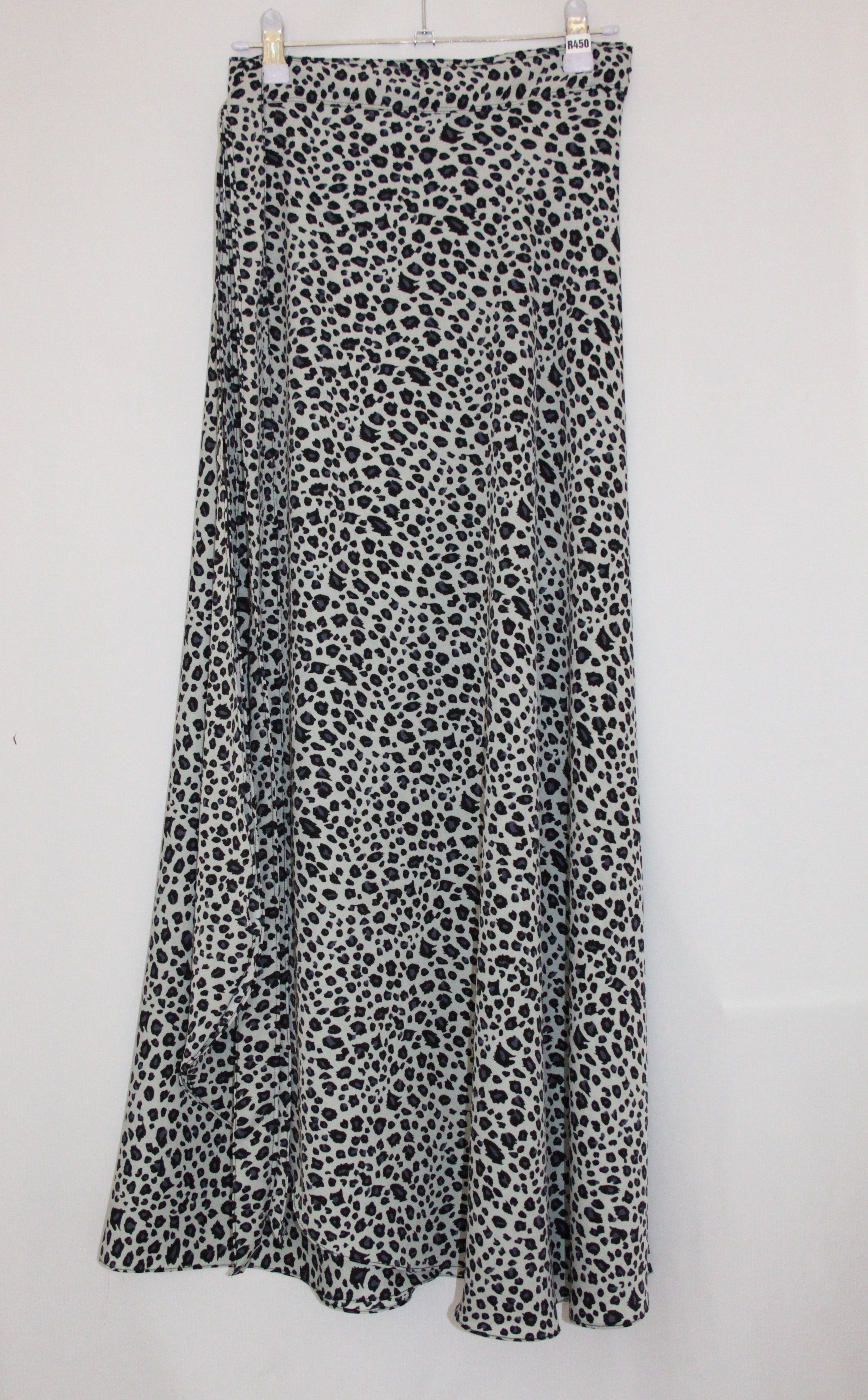 Black & White Cheetah Print