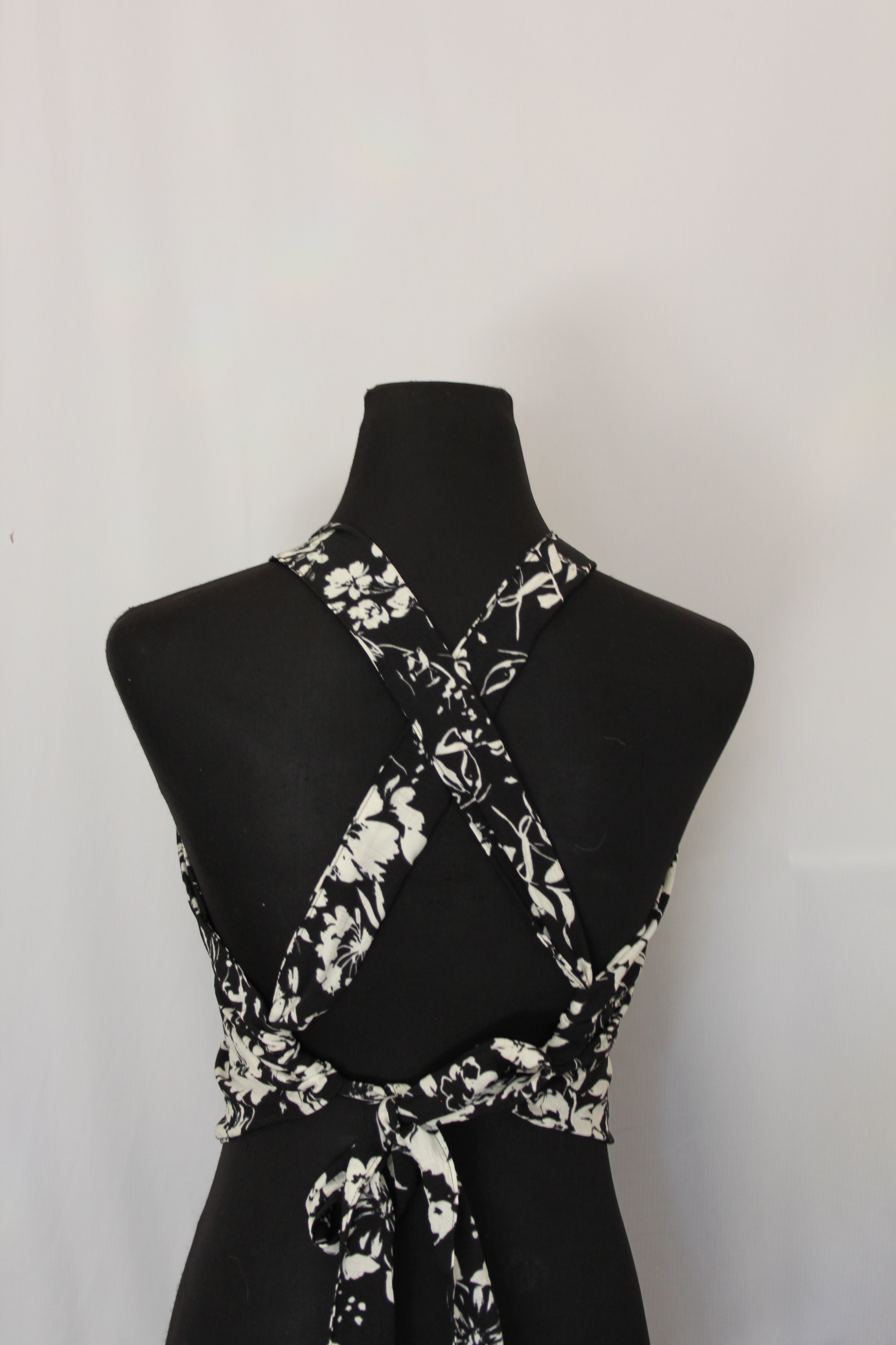Black & White Abstract Floral - Top